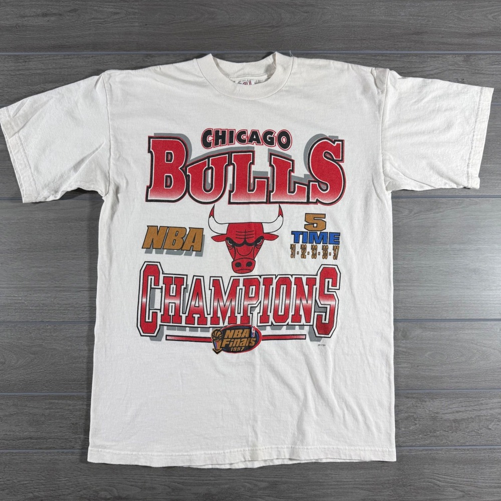 Vintage 1997 Chicago Bulls NBA Champions 5 Time T-Shirt White Men's Large